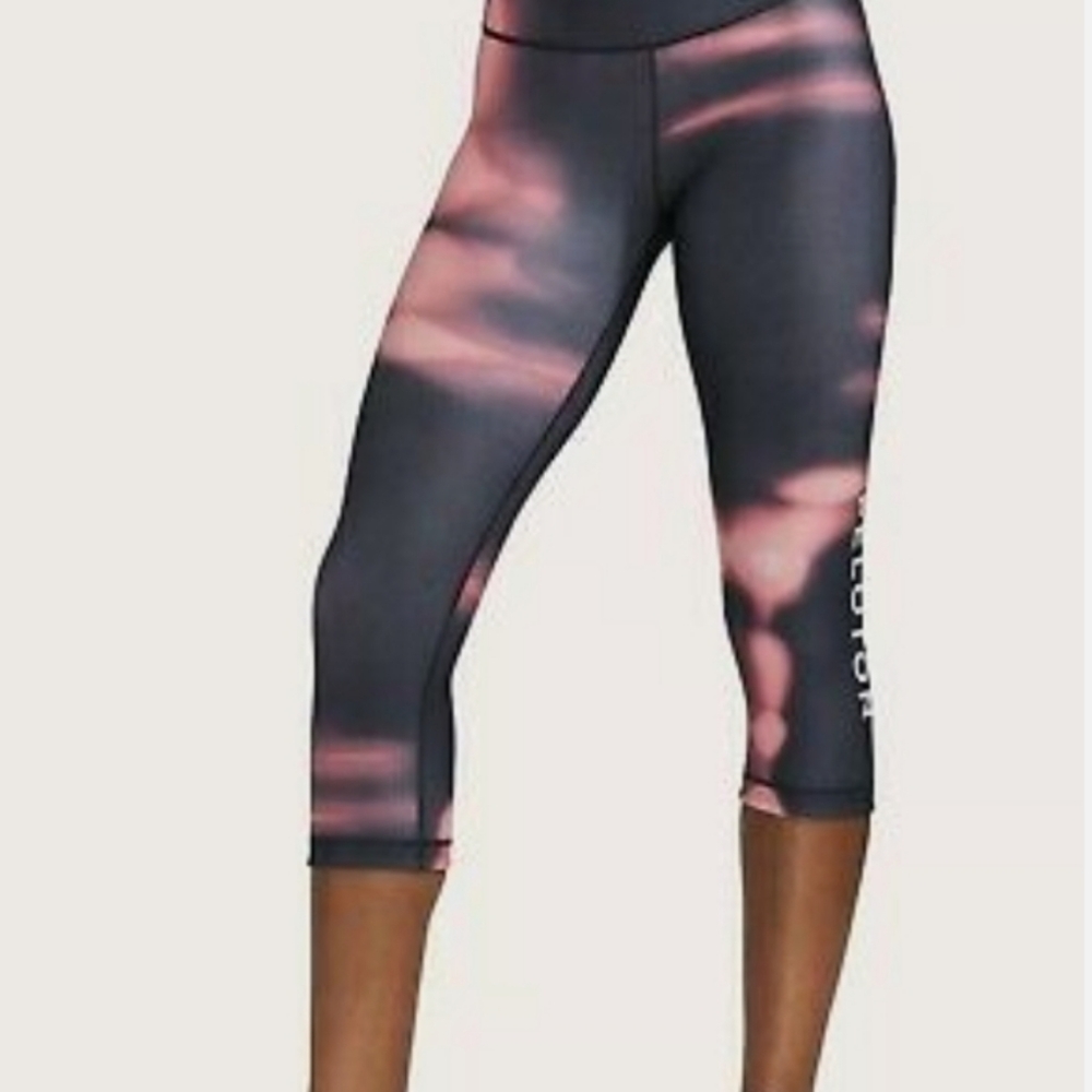 BRAND NEW! WITH x Peloton Women's High Waist Reversible Capri Heatwave
